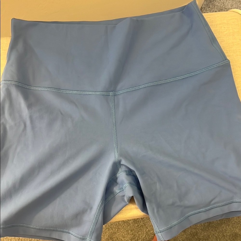 Lululemon Athletica Align Shorts Moisture-Wicking Mid-Thigh
